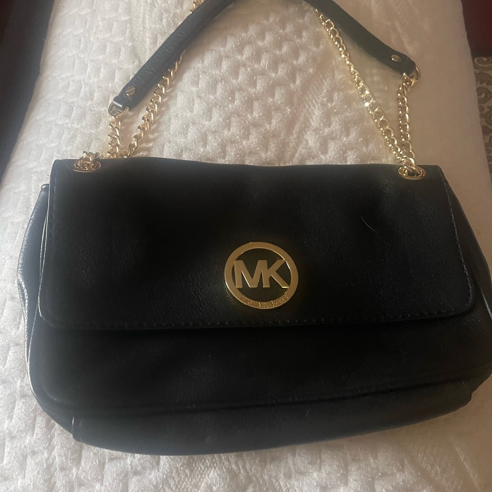 Black shoulder or crossbody bag